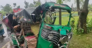 নেত্রকোণায় সড়ক দুর্ঘটনায় দু’জন নিহত